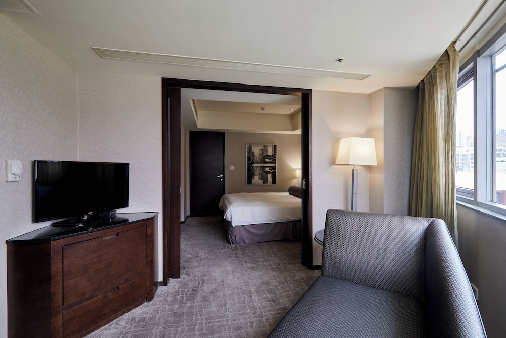 K Hotels Yungho 30/45