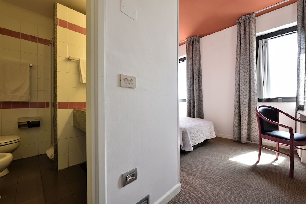 Orri Hotel 37/55