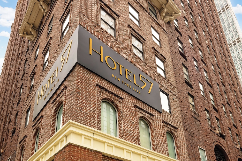 Hotel 57 3/50