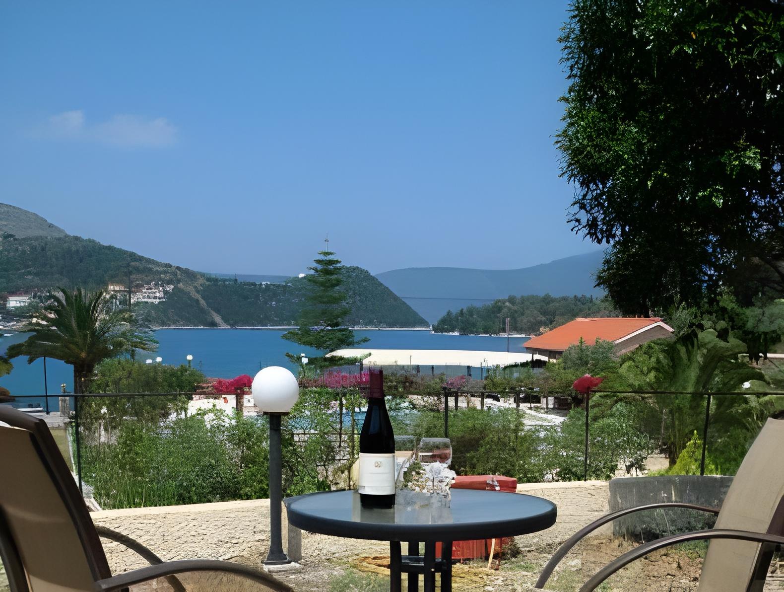 Hotel Captain Yiannis 12/16