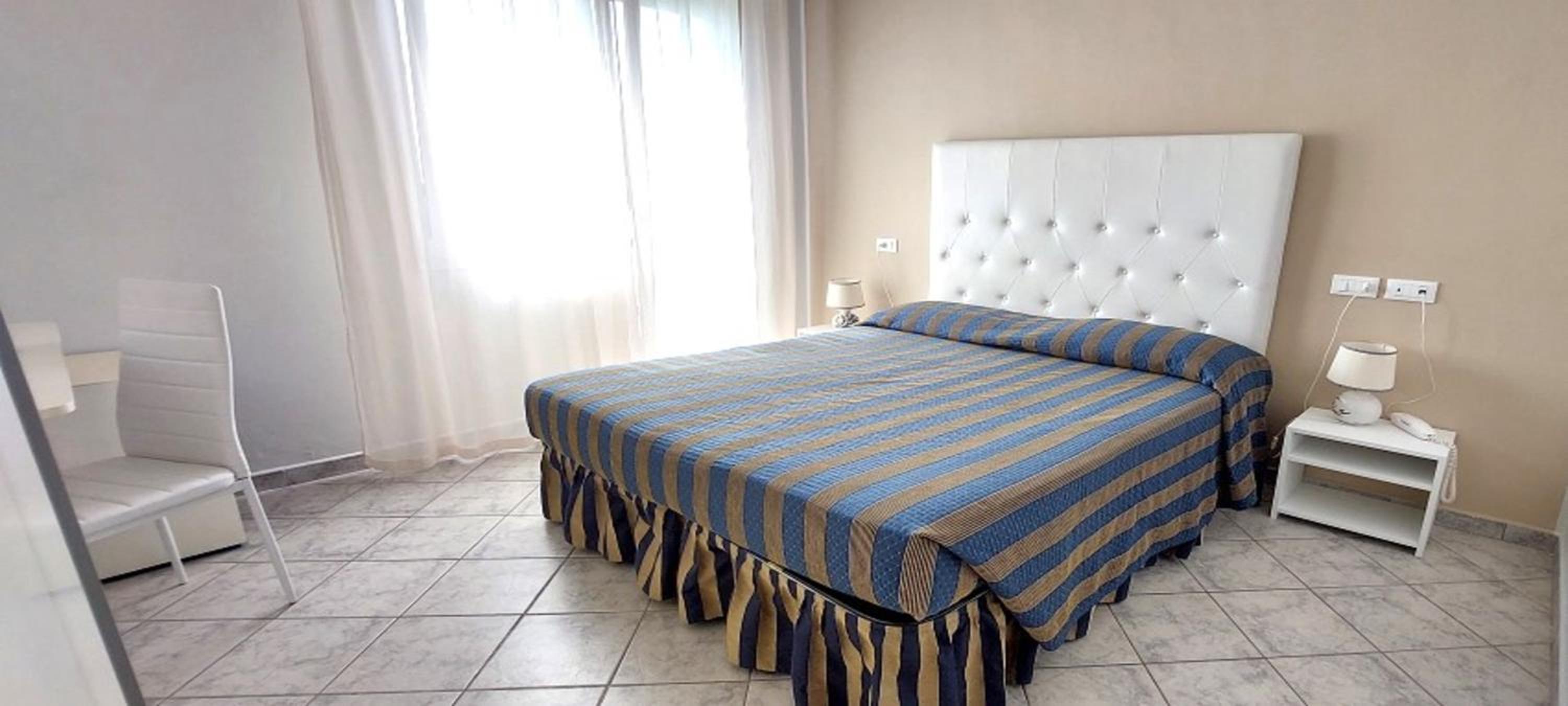 غرفة بسرير مزدوج أو سريرين منفصلين، Hotel Vina Del Mar Pineta 5/8