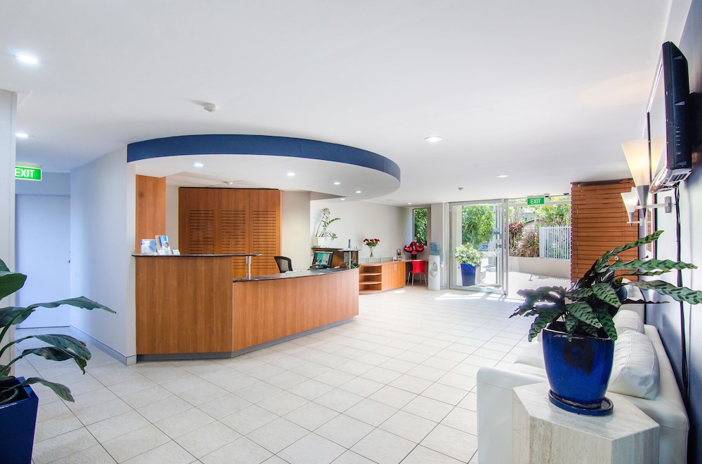 Newport Mooloolaba 7/76