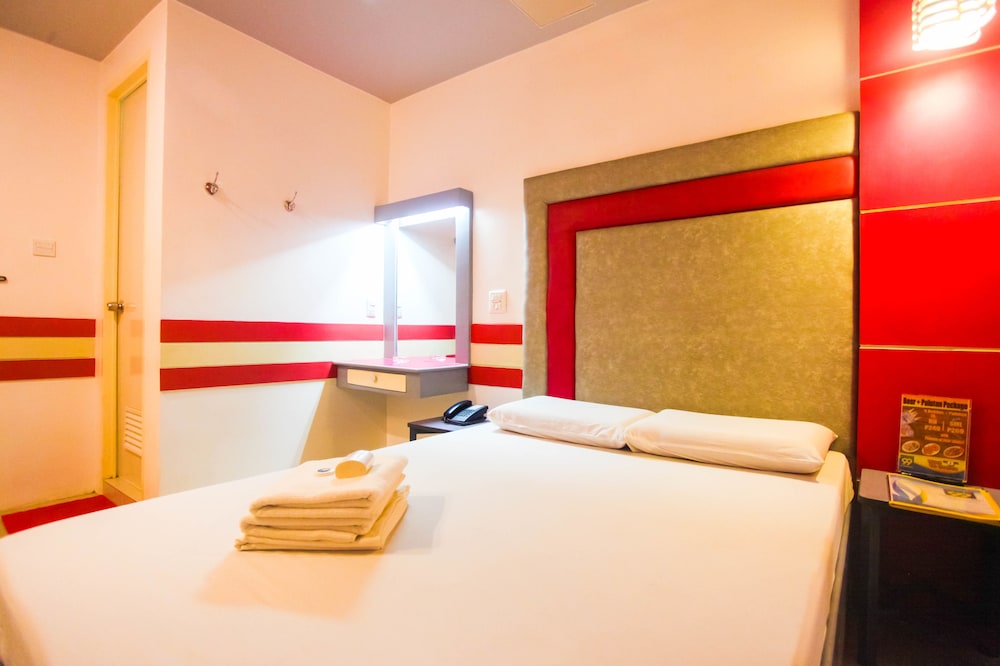 Hotel 99 Monumento 8/41