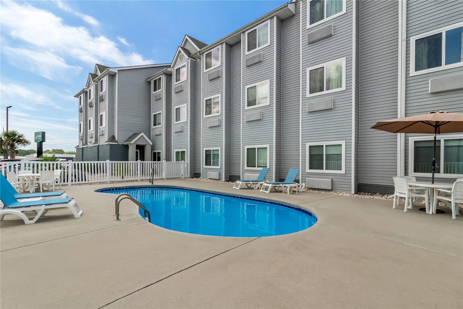 Quality Inn Shallotte near Ocean Isle Beach 38/42