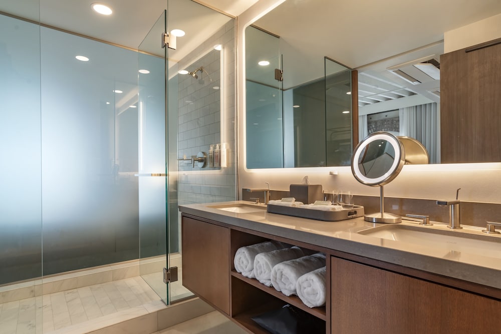One11 Hotel 68/68
