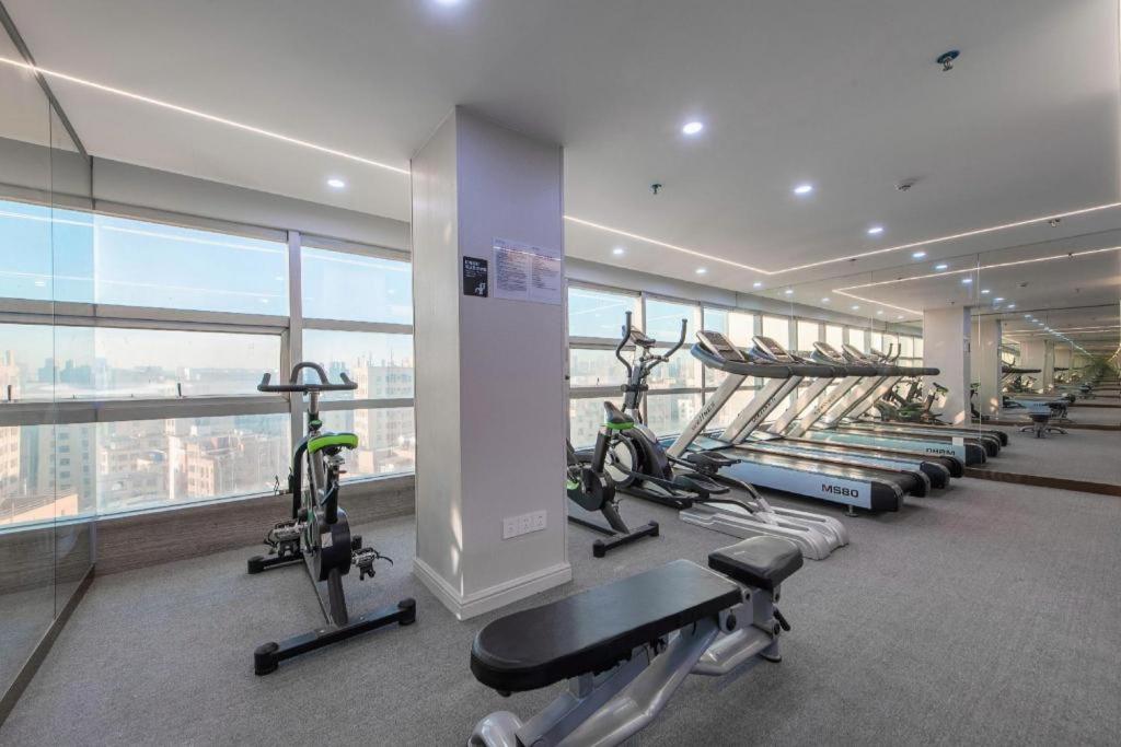 Lavande Hotel (Shenzhen North Railway Station, Gangtou Metro Station) 42/70