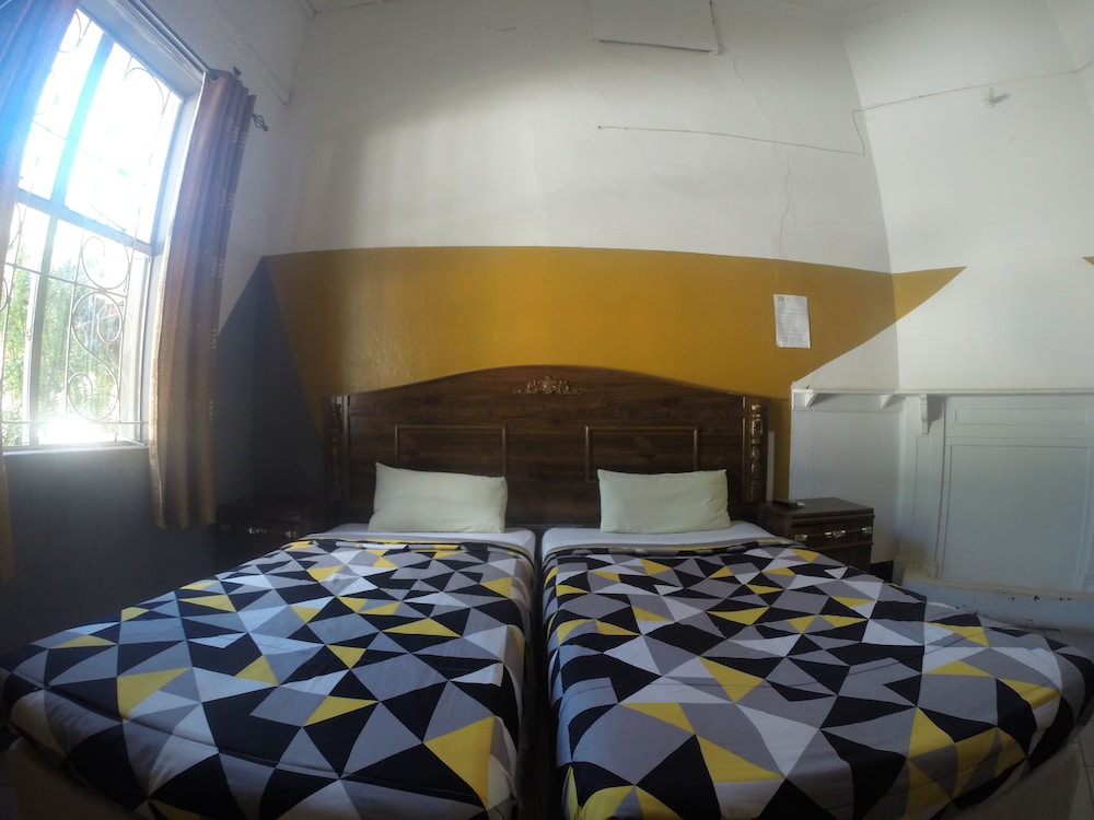 Golden Days Executive Lodge photo2