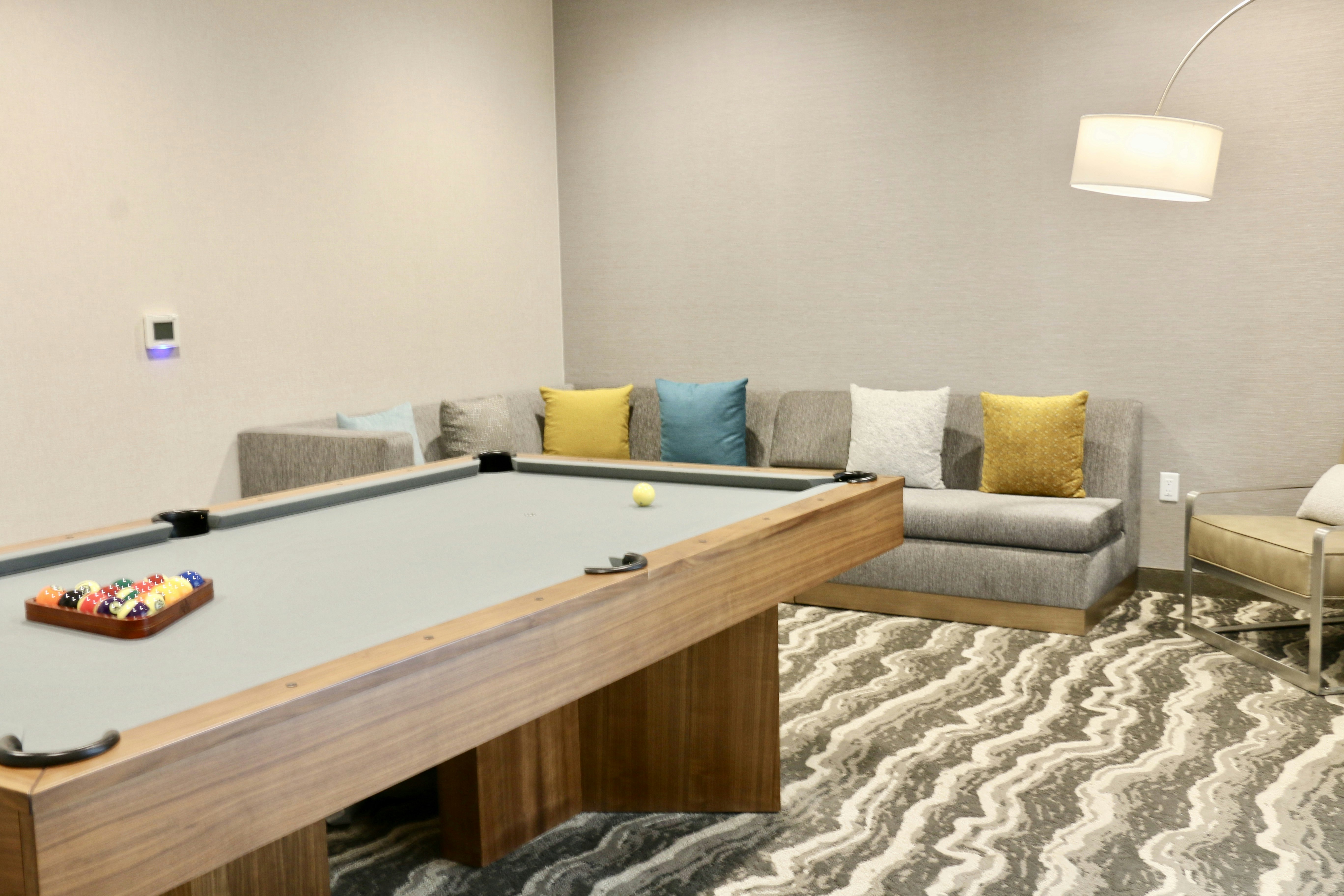 Staybridge Suites Long Beach Airport 43/50
