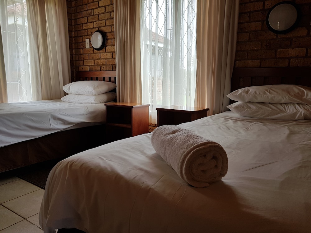 Port Edward Holiday Resort 14/50