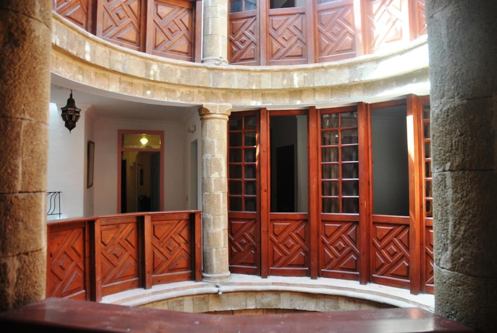 Riad Al Khansaa 4/70