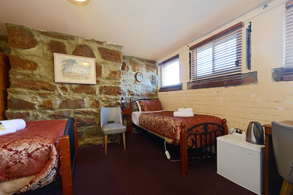 Edinburgh Gallery Bed Breakfast 37/61