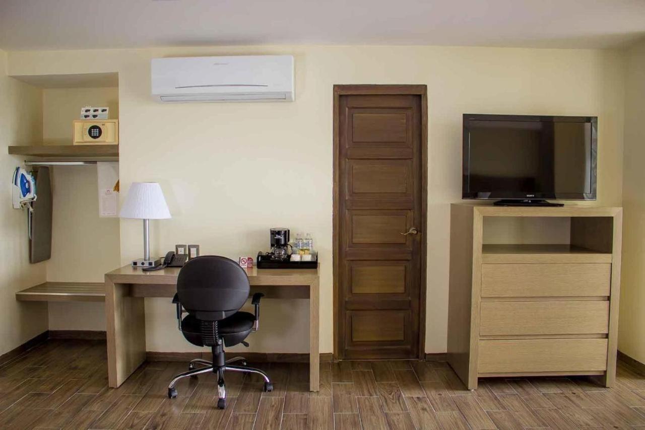 Hotel Mansur 30/43