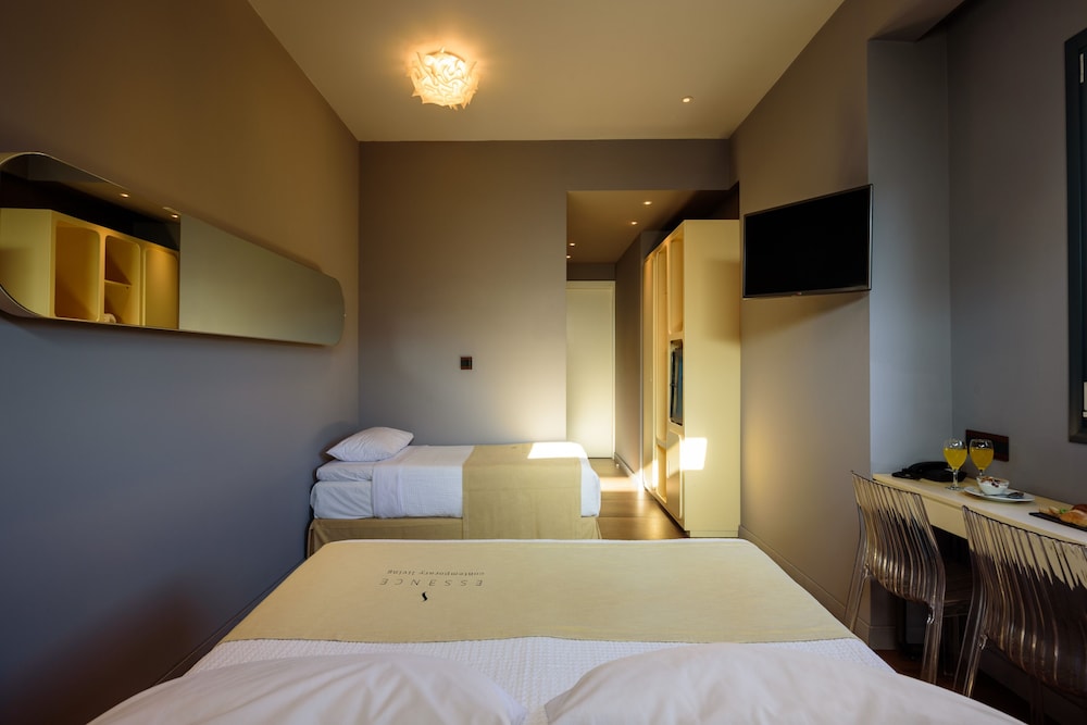 Essence Contemporary Living Hotel 10/50
