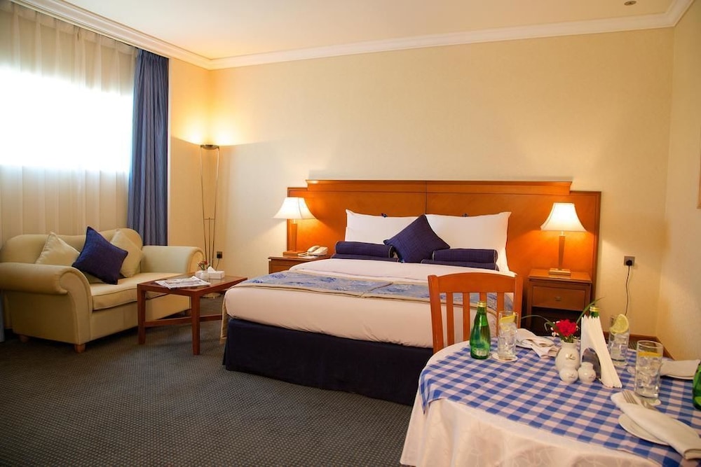 Lavender Hotel Sharjah 16/48