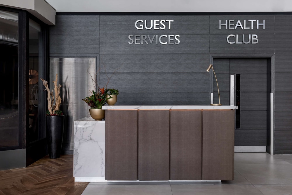 Lobby at Radisson Blu Hotel London Stansted Airport, Bishops Stortford