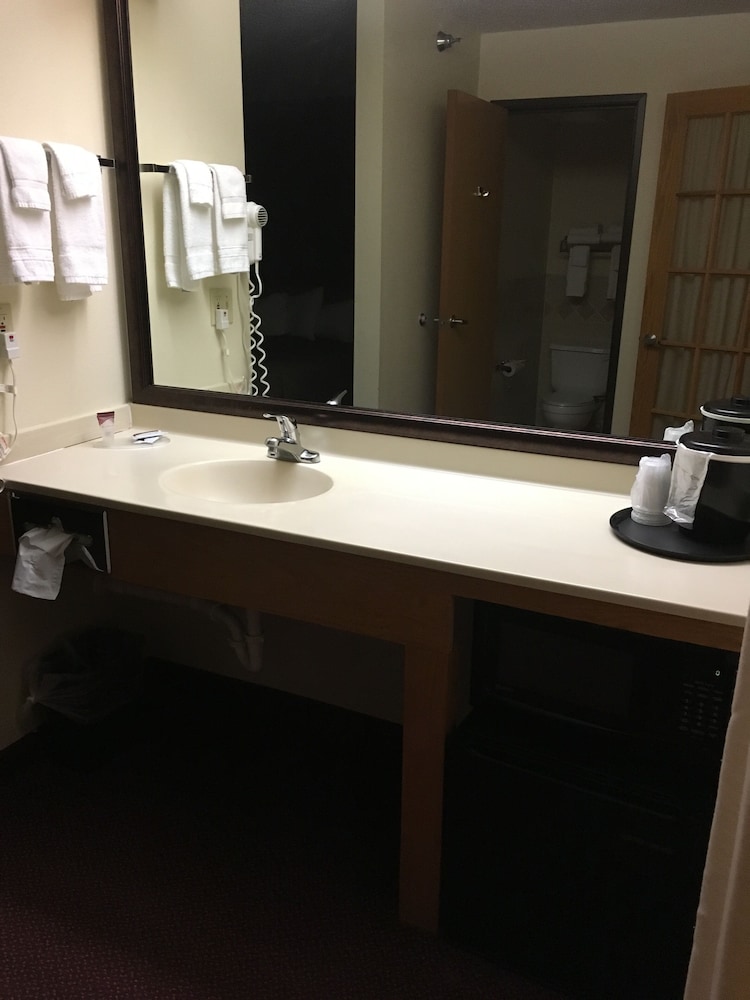 Mooselake Lodge 29/30