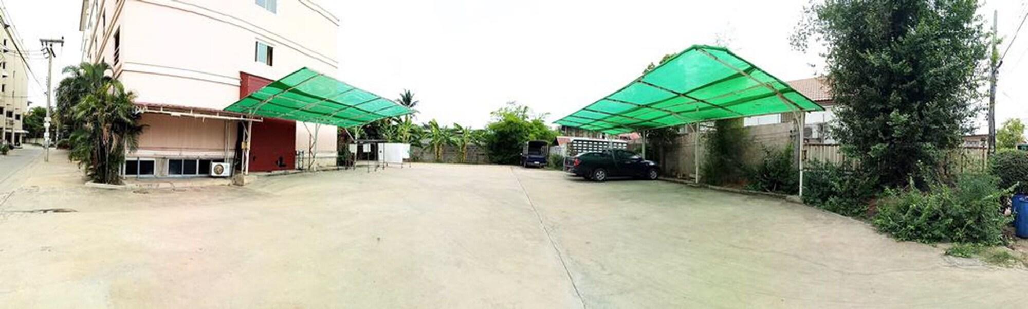 Ban Bua Resort & Hotel 11/15
