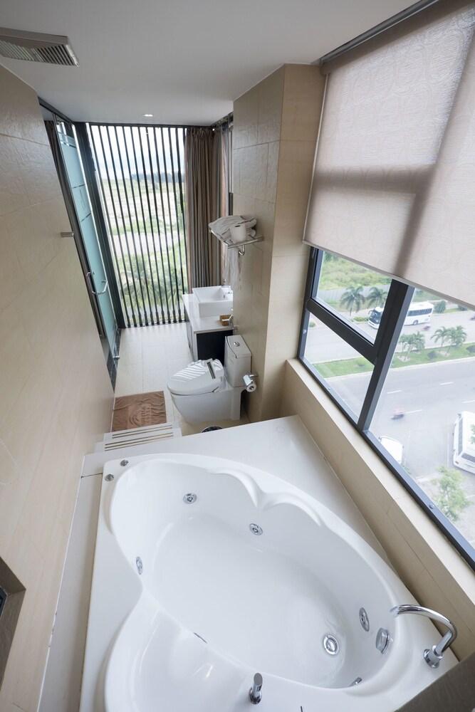 AZUMAYA Da Nang 28/55