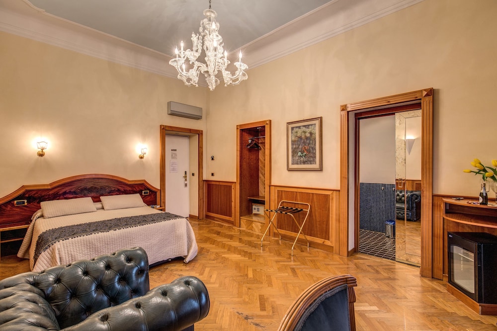 Relais Conte Di Cavour De Luxe 14/25