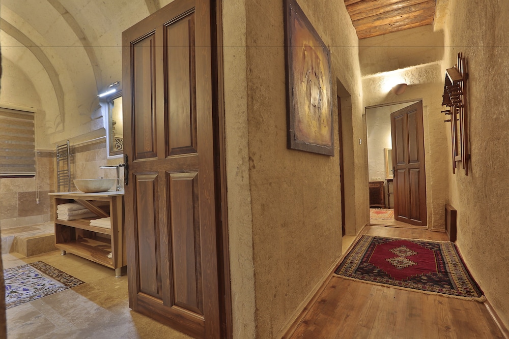 Three Doors Cappadocia 14/27