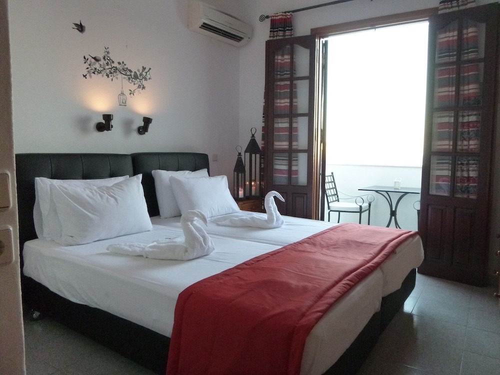 ROOM, DOUBLE BED, SEA VIEW