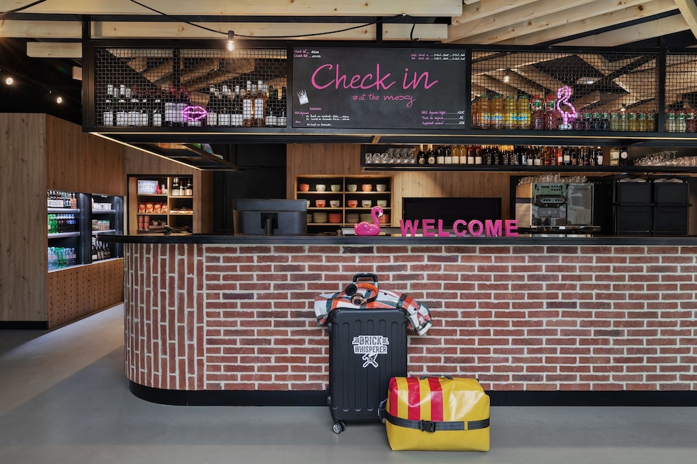 Moxy Amiens 32/61