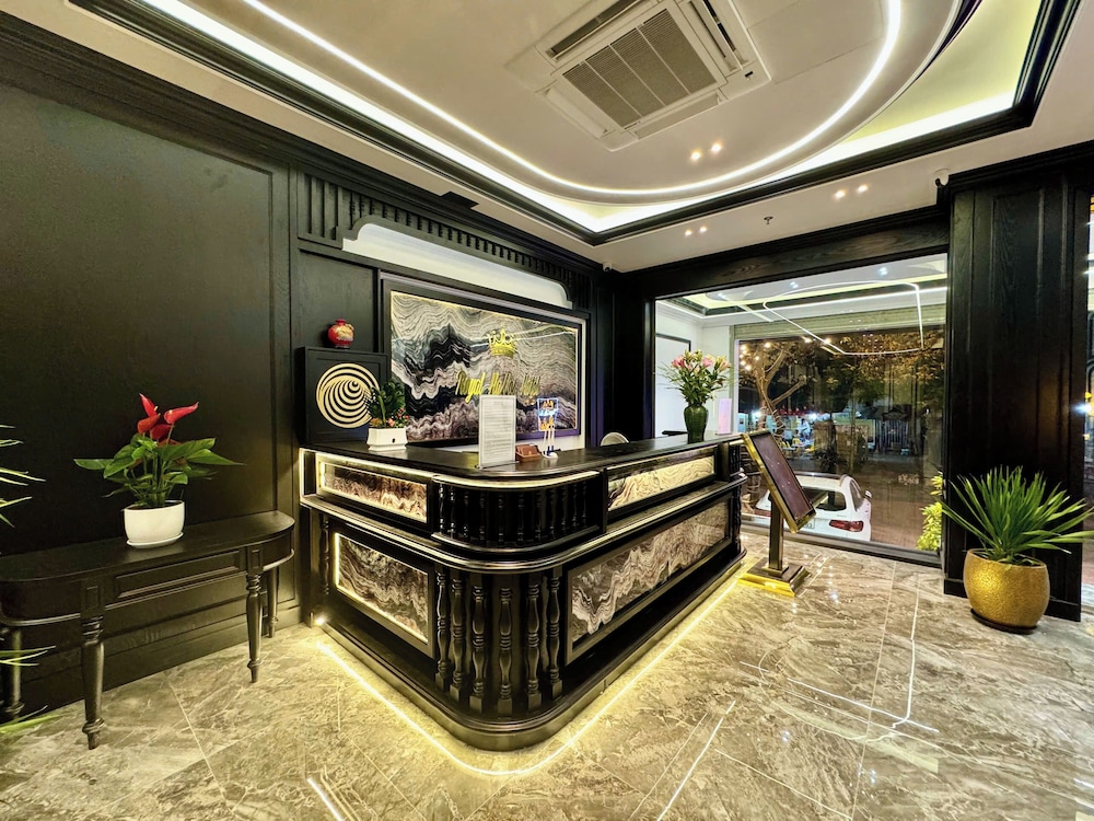 Royal Hanoi Hotel 13/50