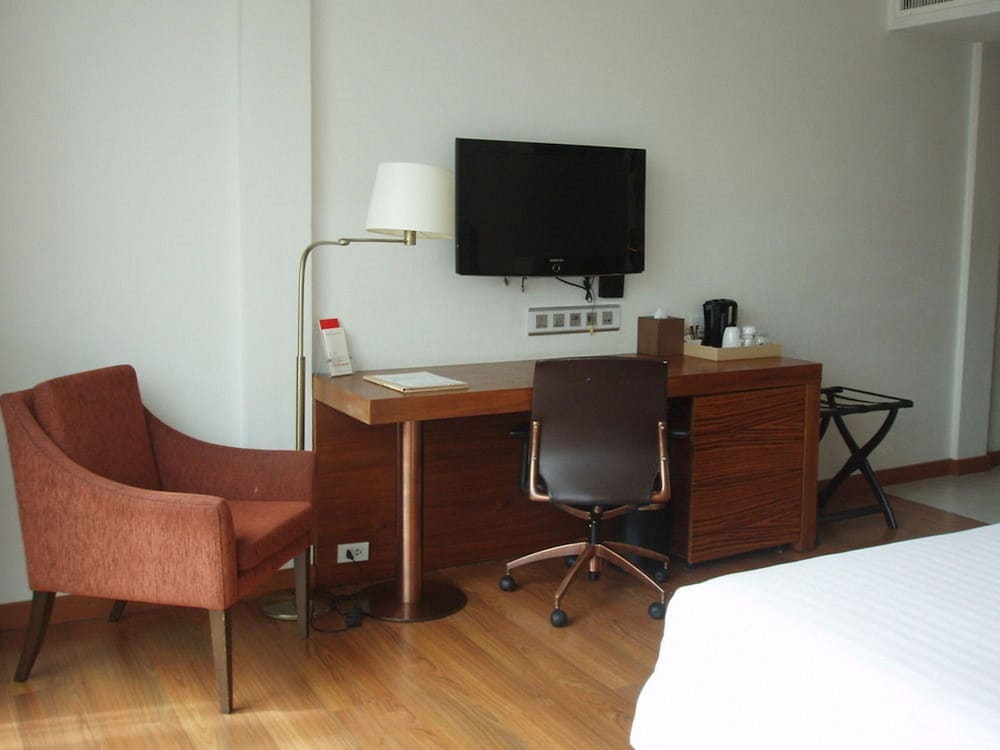 Sacha Hotel Uno 37/50