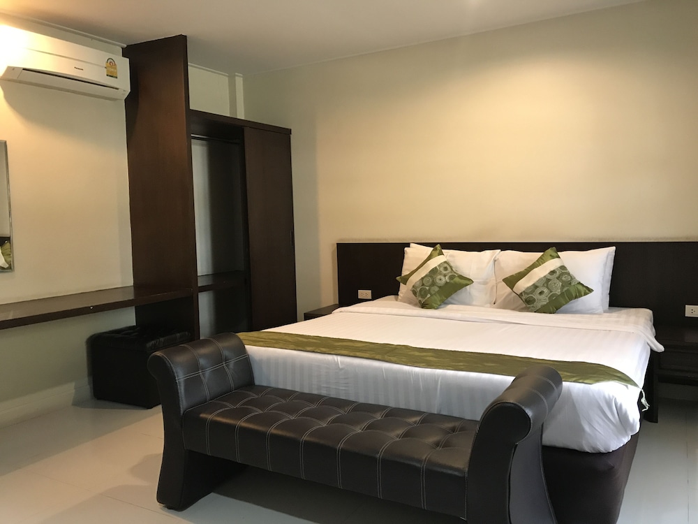 Chiangrai Greenpark Resort 8/29
