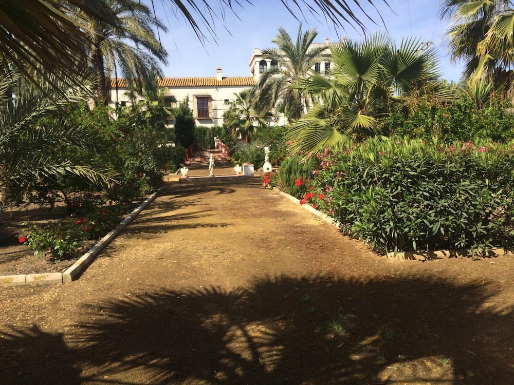 HACIENDA LOS JINETES 24/44
