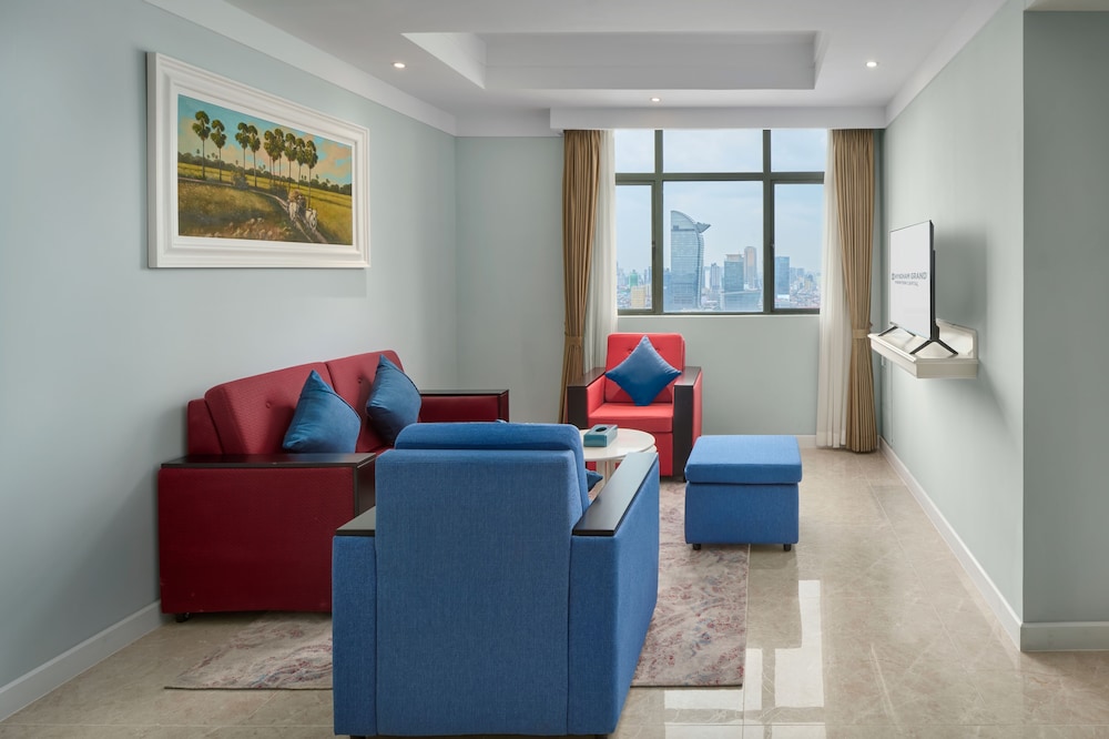 Wyndham Grand Phnom Penh Capital 44/68
