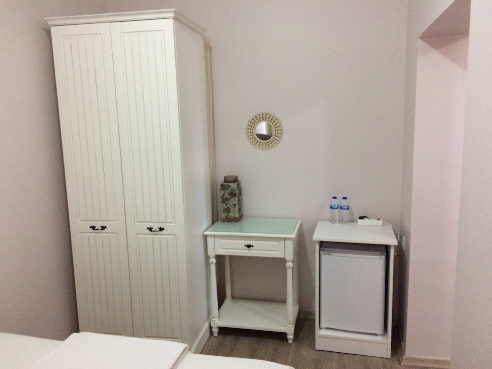 Burhaniye Merkez Otel 2/16