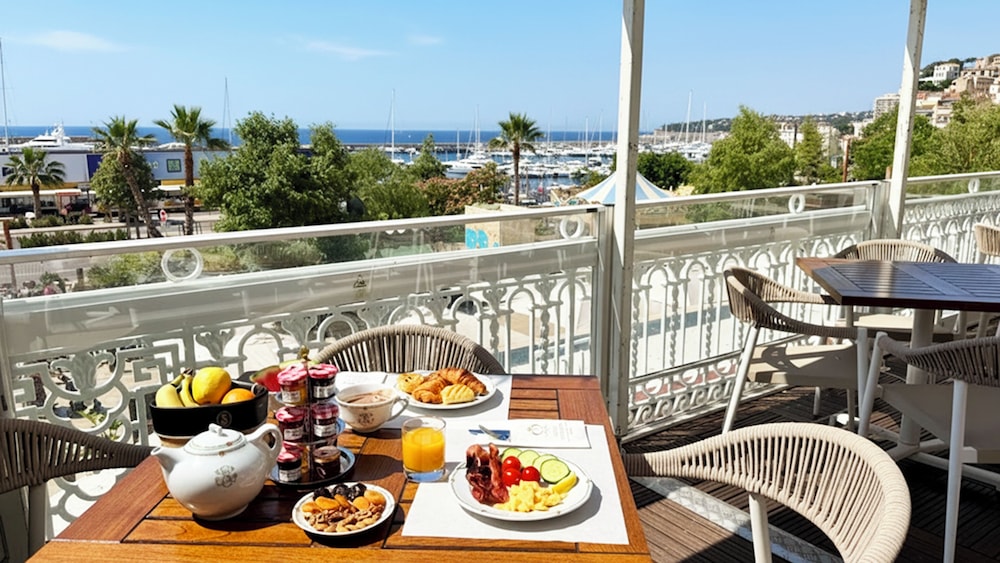 Hotel Splendid Cannes 28/45