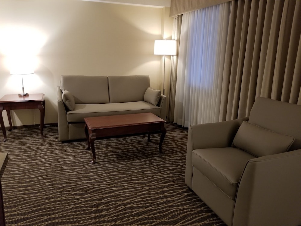 Prestige Vernon Lodge And Conference Centre 44/75