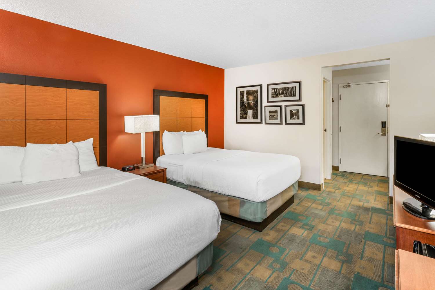 Baymont by Wyndham Meridian 8/34