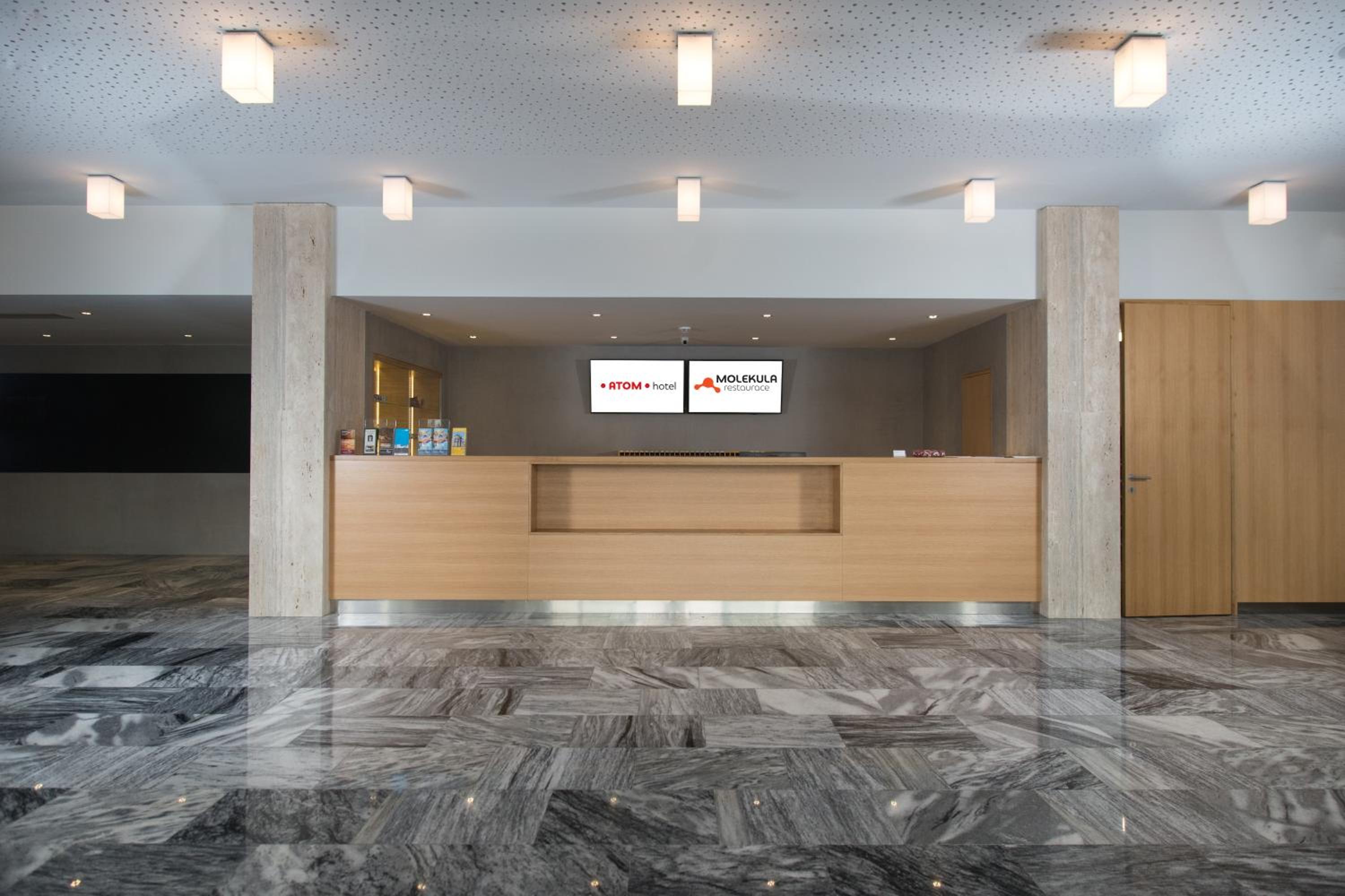 Hotel Atom Trebic 8/65