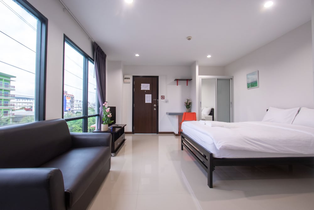 Baan Paknam Hotel 12/26