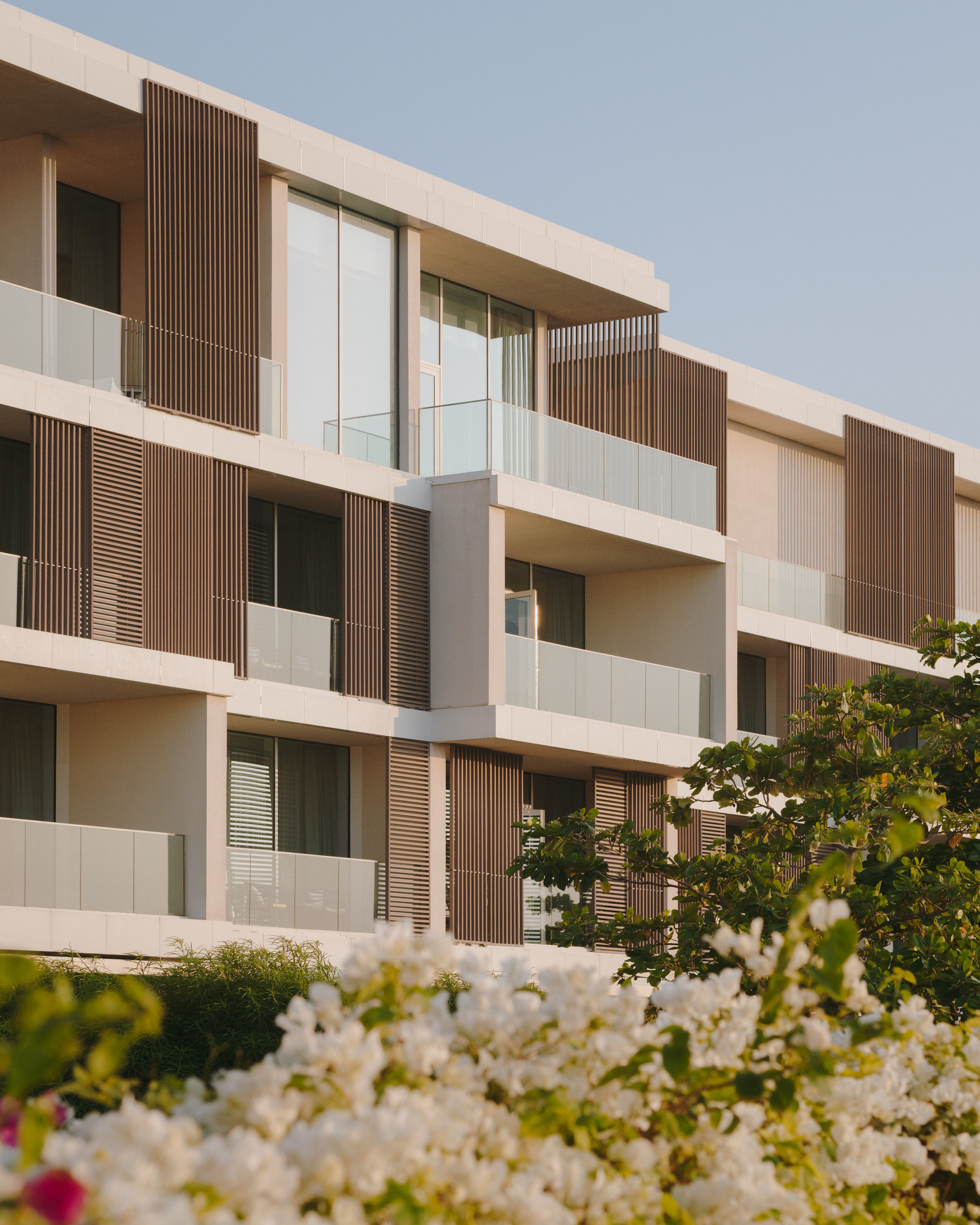 Al Zorah Beach Resort 10/88