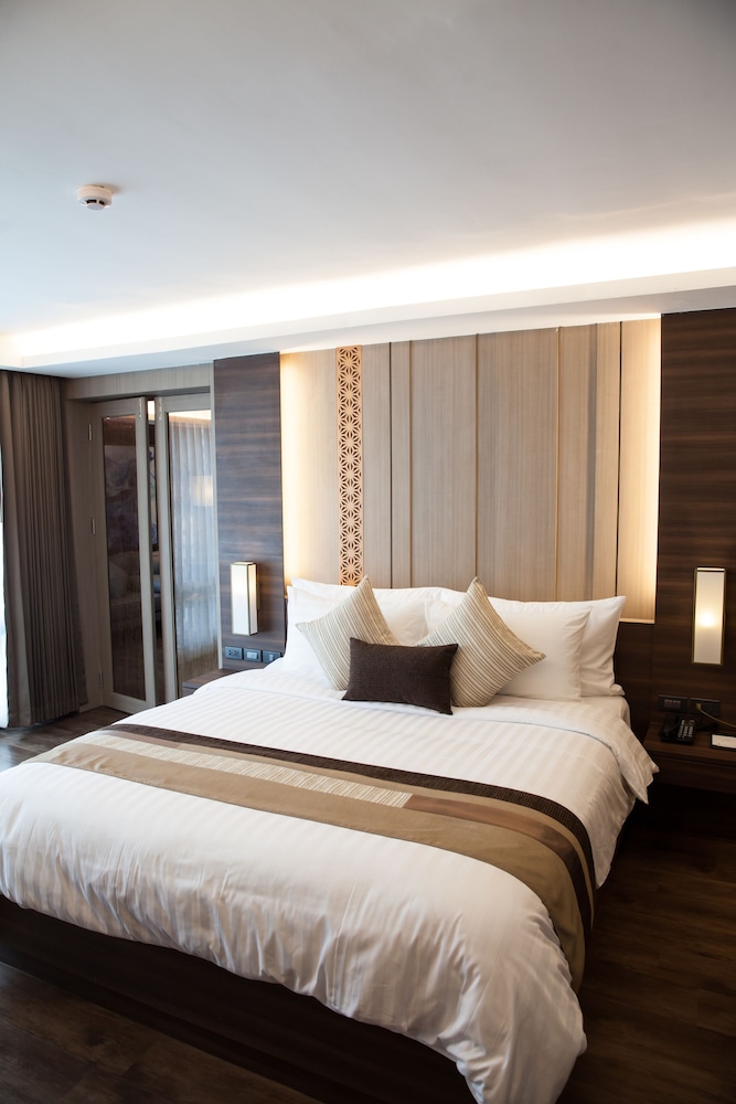 Arte Hotel 27/75