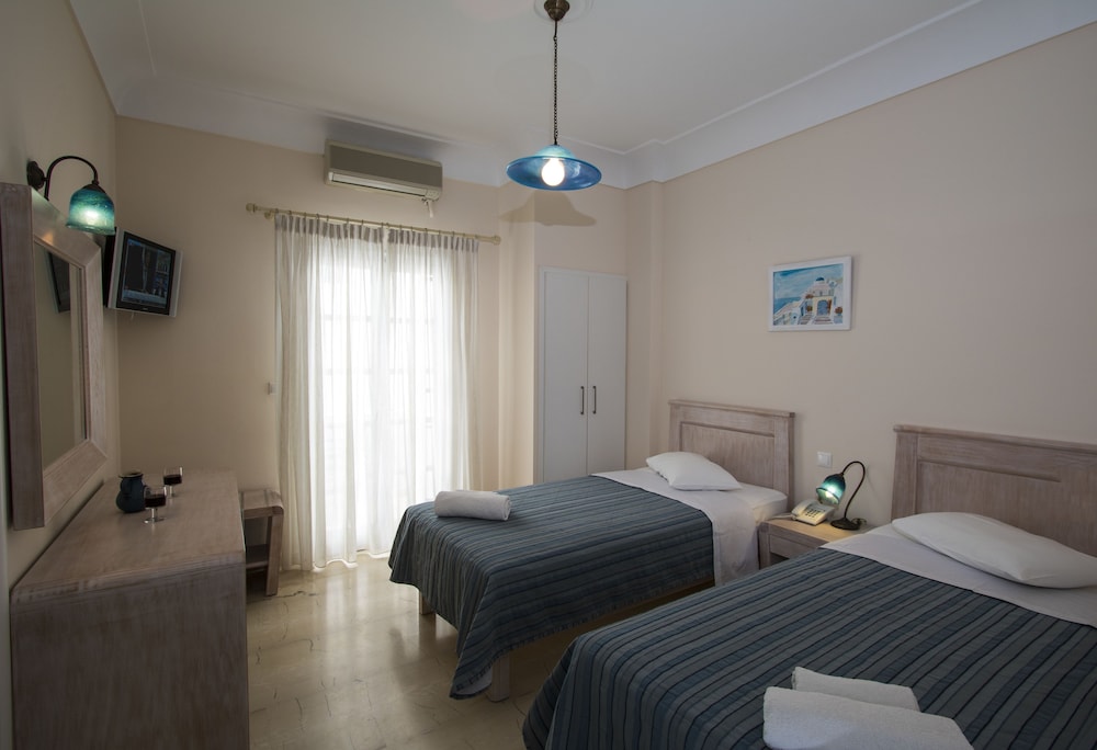 غرفة بسرير كوين، ANDREAS HOTEL 2/10