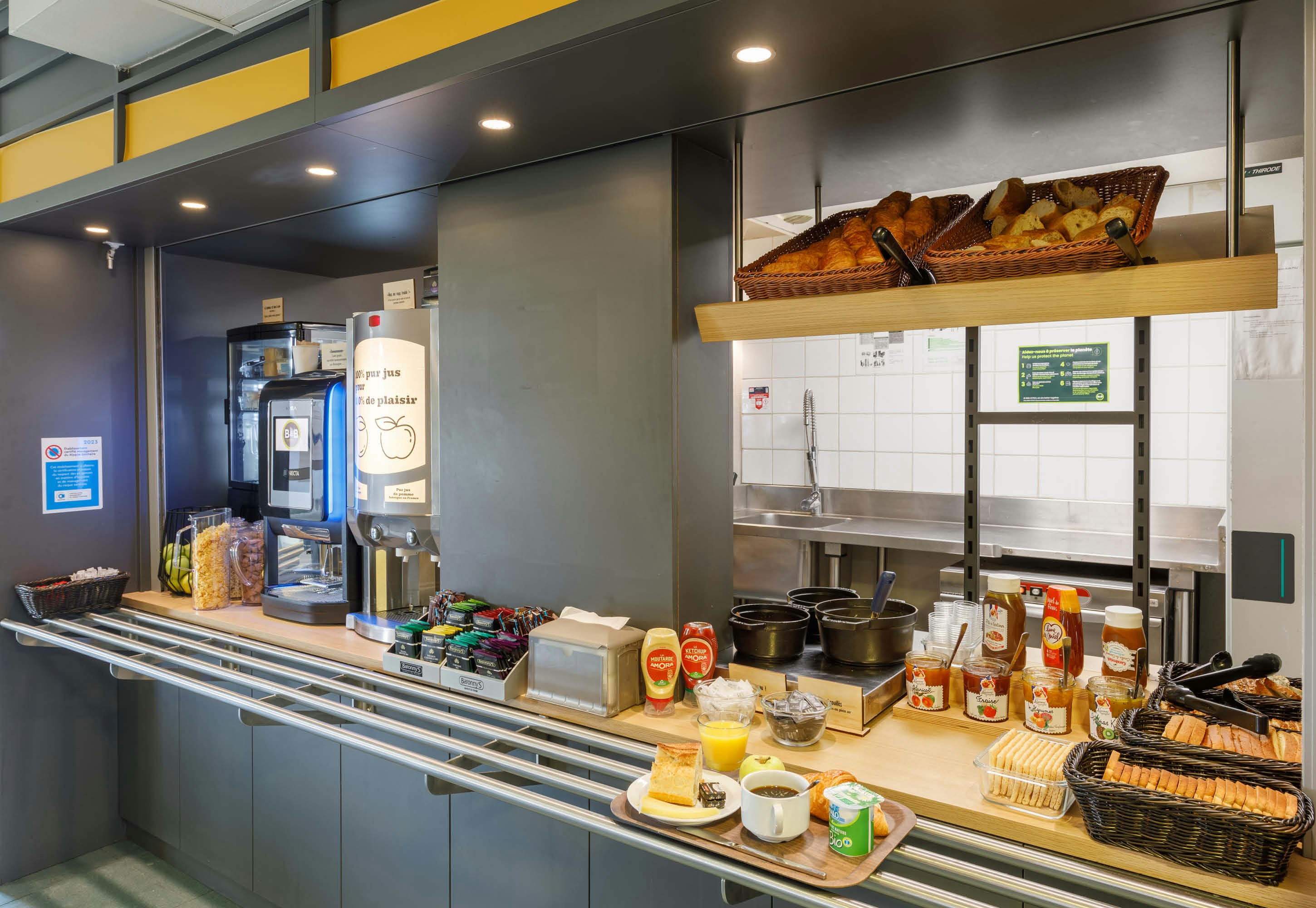 B&B HOTEL Moulins Toulon sur Allier 18/23