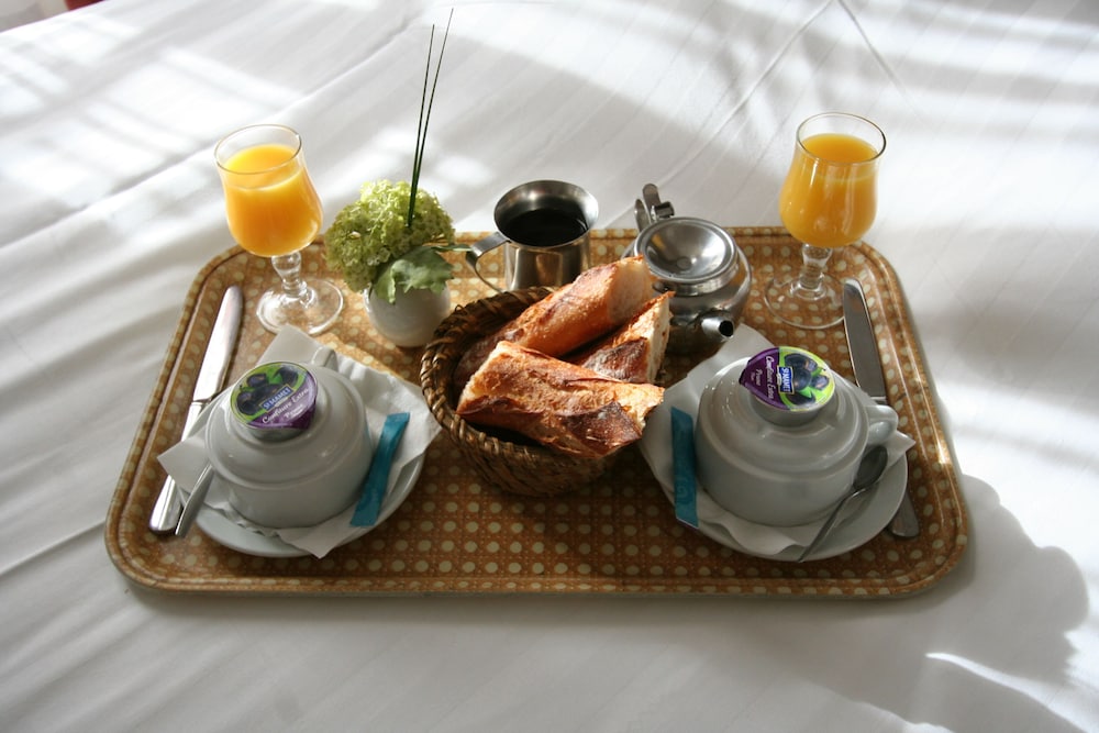 HOTEL DENFERT MONTPARNASSE 23/33