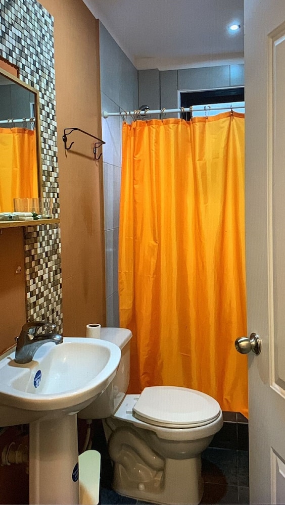 MANAYA BED & BREAKFAST 36/74