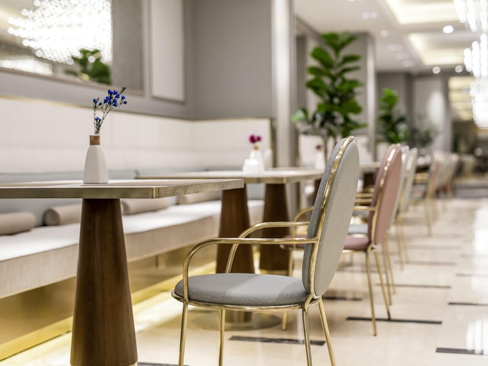 Mercure Beijing Chang An West 36/48