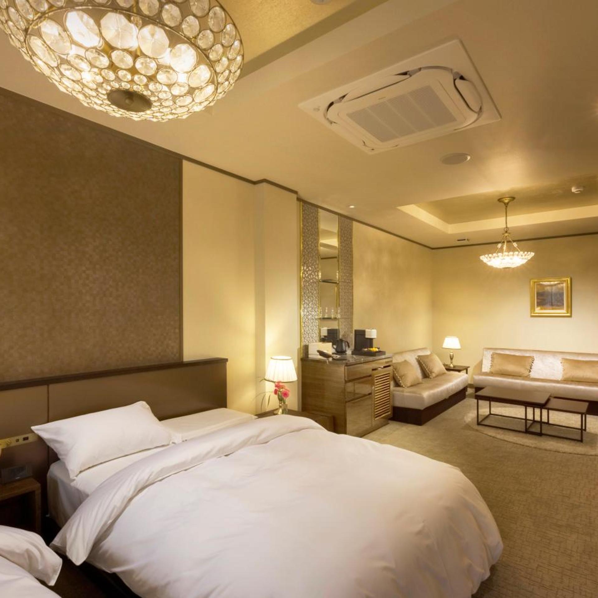 Katakura Silk Hotel 7/43