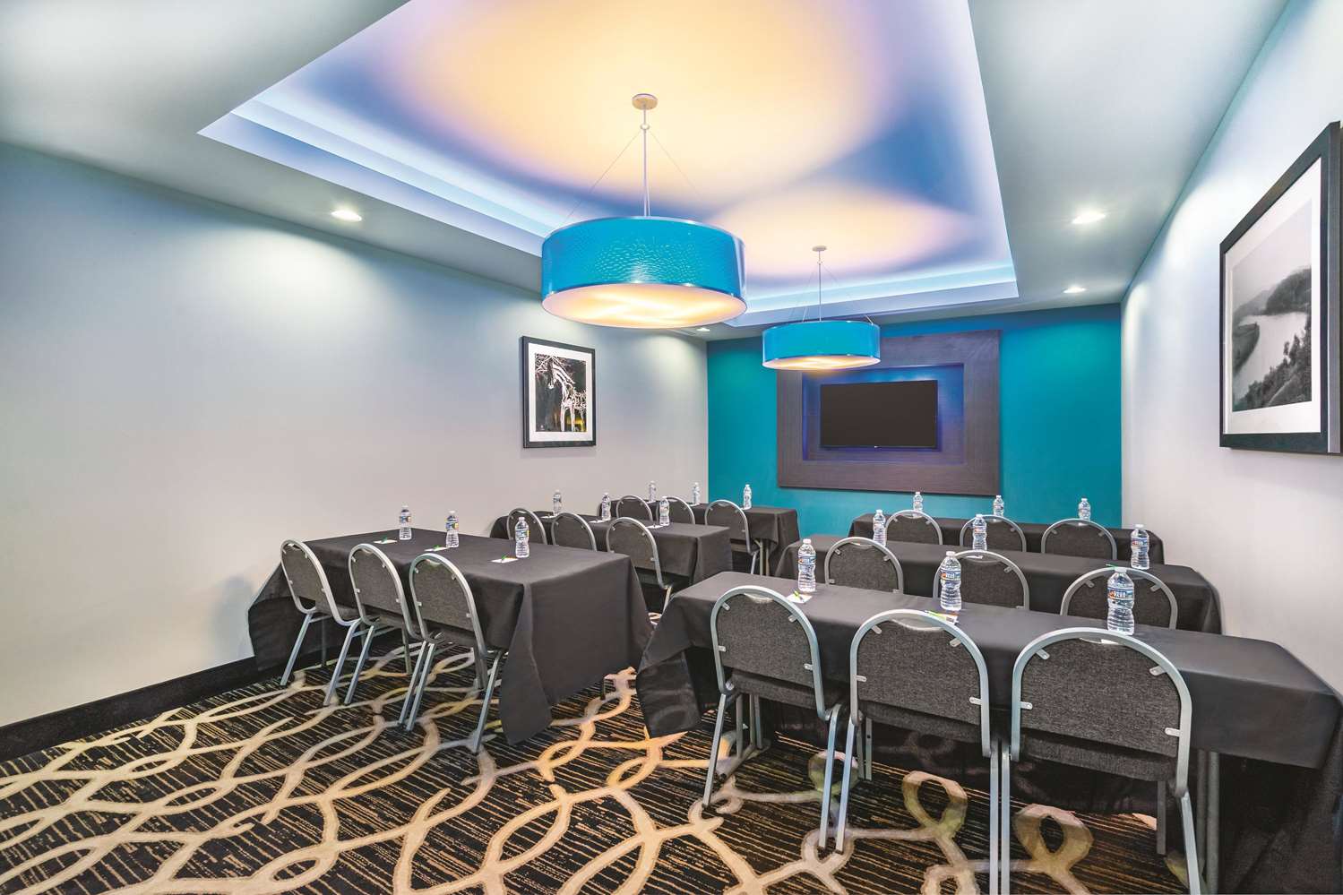 La Quinta Inn Suites By Wyndham Cleveland Tn 38/45