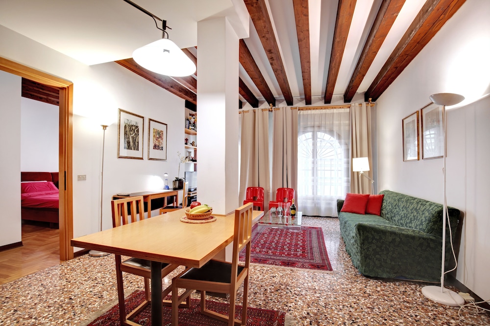 Saint Mark's Apartment Venice 6/12