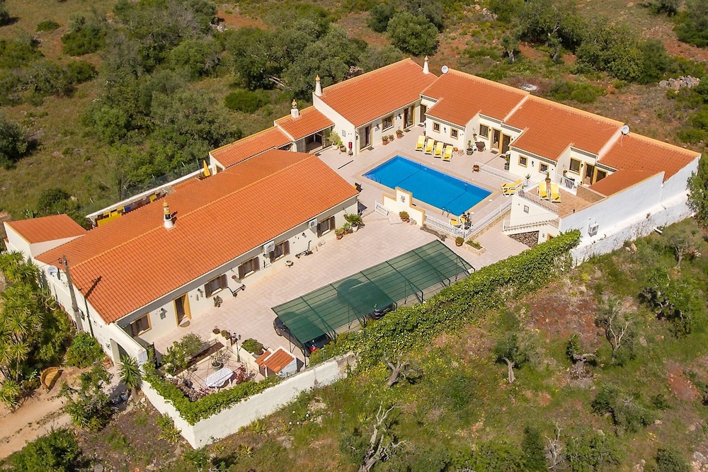 Casa Dos Ninos 34/37