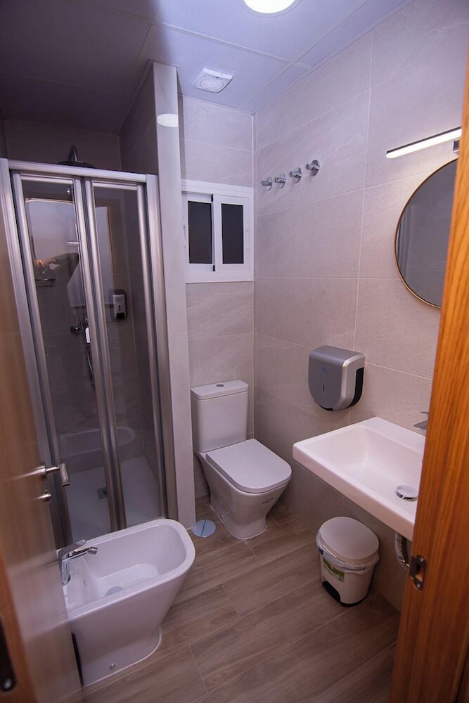 Hostal Guillot 18/18