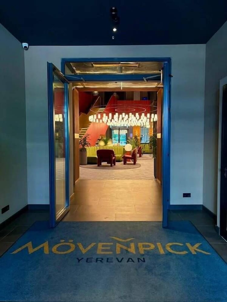 Movenpick Yerevan 6/63